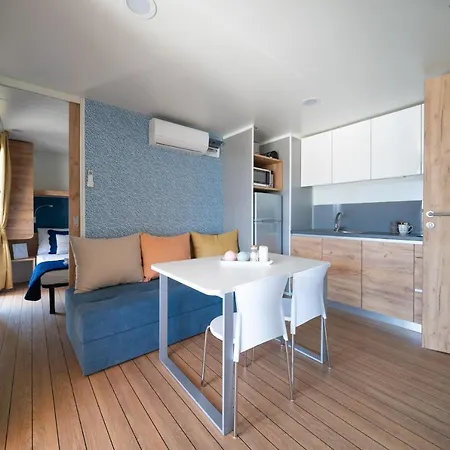 Holiday park Prestige Villas Pool Yard 4*